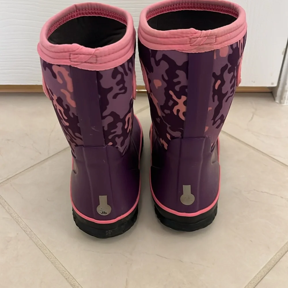 Bogs Kids Purple and Pink Camo Rain Boots
